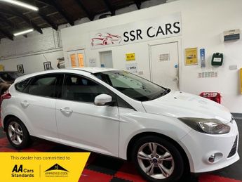 Ford Focus 1.6 TDCi Zetec Hatchback 5dr Diesel Manual Euro 5 (s/s) (115 ps)