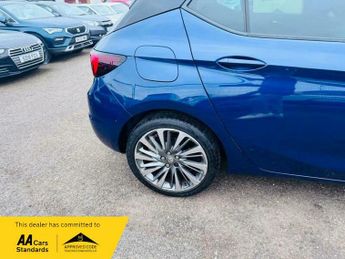 Vauxhall Astra 1.5 Turbo D SRi VX Line Nav Auto Euro 6 (s/s) 5dr