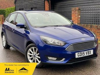 Ford Focus 1.6 Titanium Hatchback 5dr Petrol Powershift Euro 6 (125 ps)