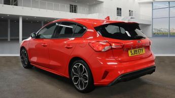 Ford Focus ST-LINE X