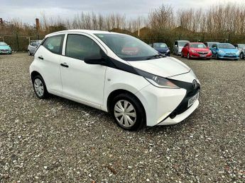 Toyota AYGO 1.0 VVT-i x Euro 5 5dr Euro 5