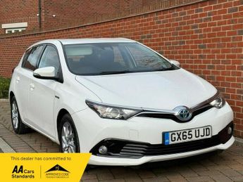 Toyota Auris 1.8 VVT-h Business Edition CVT Euro 6 (s/s) 5dr (Safety Sense)