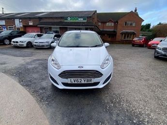 Ford Fiesta ZETEC-GREAT RUN AROUND-IDEAL FIRST CAR-LOW INSURANCE-LOW MILEAGE