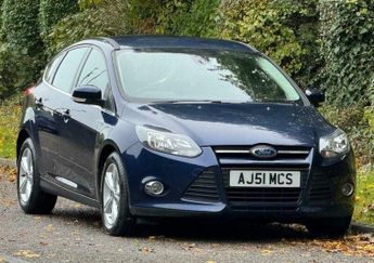 Ford Focus 1.0T EcoBoost Zetec Euro 5 (s/s) 5dr