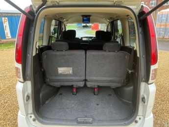 Nissan Serena Highway Star C25