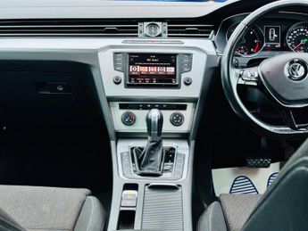 Volkswagen Passat SE BUSINESS TDI BLUEMOTION TECH DSG