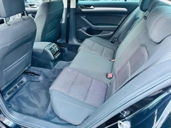 Volkswagen Passat SE BUSINESS TDI BLUEMOTION TECH DSG