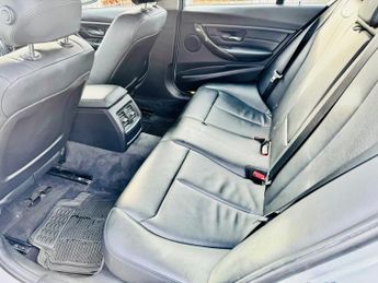 BMW 3 SERIES 320d LUXURY