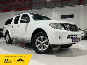 Nissan Navara 2.5 dCi Tekna 4WD Euro 5 4dr