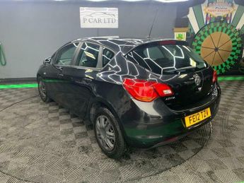 Vauxhall Astra 1.6 16v Exclusiv Auto Euro 5 5dr
