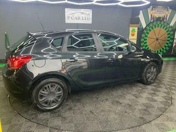 Vauxhall Astra 1.6 16v Exclusiv Auto Euro 5 5dr
