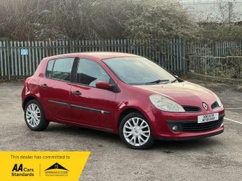 Renault Clio 1.2 TCe 16v Dynamique 5dr