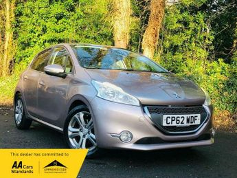 Peugeot 208 1.4 HDi Allure Euro 5 5dr