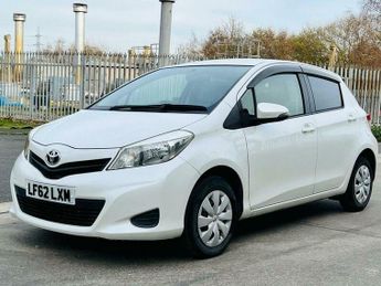 Toyota Yaris 1.33 Dual VVT-i TR Multidrive S Euro 5 5dr