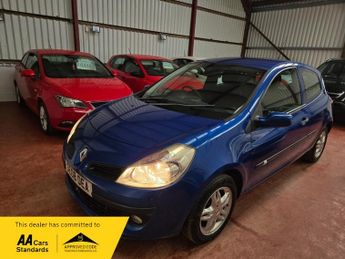 Renault Clio EXPRESSION 16V