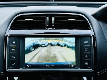 Jaguar XE D R-SPORT AWD