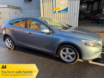 Volvo V40 1.6TD D2 16V 115BHP ES **ZERO Road Tax / Averaging 83MPG / Smart