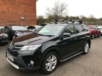 Toyota RAV4 2.2 D-CAT Invincible Auto 4WD Euro 5 5dr