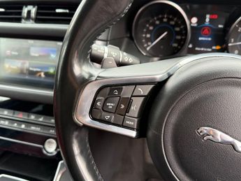 Jaguar XF 2.0d R-Sport Auto Euro 6 4dr 177BHP