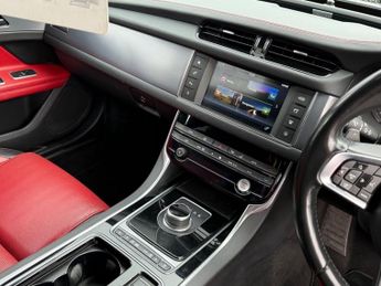 Jaguar XF 2.0d R-Sport Auto Euro 6 4dr 177BHP