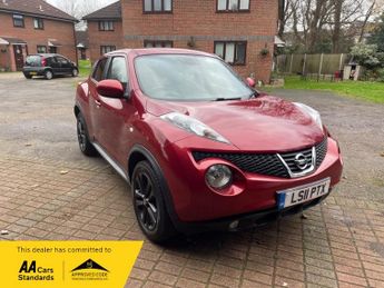 Nissan Juke 1.6 Tekna SUV 5dr Petrol CVT Euro 5 (117 ps)