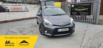 Toyota Yaris 1.5 VVT-h Trend Hatchback 5dr Petrol Hybrid CVT Euro 5 (101 ps)