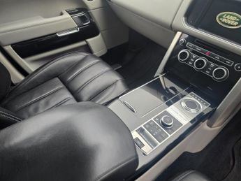 Land Rover Range Rover SDV8 VOGUE SE