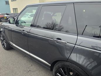 Land Rover Range Rover SDV8 VOGUE SE