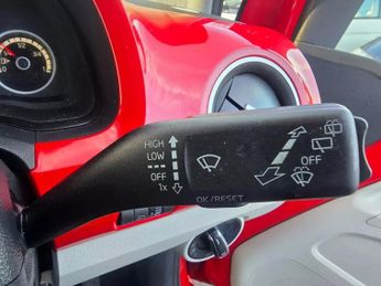 Volkswagen Move Up  1.0 Petrol Automatic 4 Seats 5dr