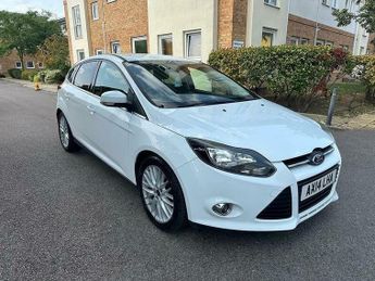 Ford Focus 1.0T EcoBoost Zetec Euro 5 (s/s) 5dr