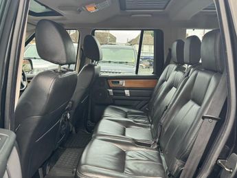 Land Rover Discovery 3.0 SD V6 HSE SUV 5dr Diesel Auto 4WD Euro 5 (255 bhp)