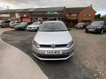 Volkswagen Polo SE DESIGN-Ideal first car with low tax runs really nice with ser