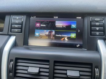 Land Rover Discovery Sport TD4 HSE LUXURY AUTOMATIC