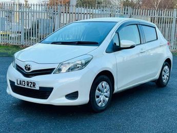 Toyota Yaris 1.33 Dual VVT-i TR Multidrive S Euro 5 5dr