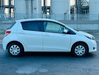 Toyota Yaris 1.33 Dual VVT-i TR Multidrive S Euro 5 5dr