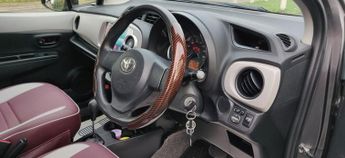 Toyota Yaris 1.0 VVT-i T Spirit Auto Euro 5 5dr