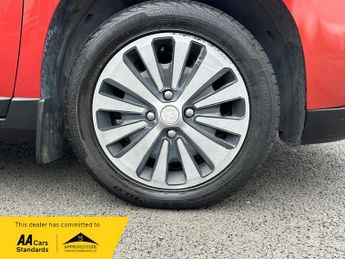 Peugeot 2008 £20 TAX // SUV S-AUTO E-HDI ACTIVE 1.6 HDI 92 BHP ( AUTOMATIC )