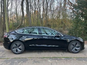 Tesla Model 3 LONG RANGE AWD WHITE LEATHER TOW PACK