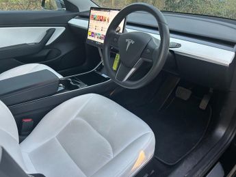 Tesla Model 3 LONG RANGE AWD WHITE LEATHER TOW PACK