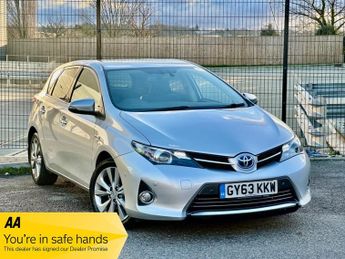 Toyota Auris 1.8 VVT-h Excel Hatchback 5dr Petrol Hybrid CVT Euro 5 (s/s) (13