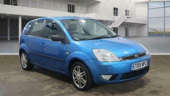 Ford Fiesta 1.6 Ghia 5dr