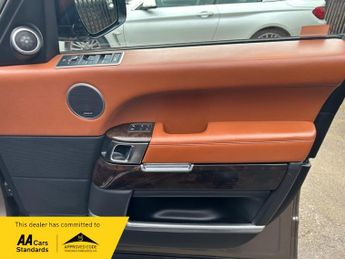 Land Rover Range Rover SDV8 AUTOBIOGRAPHY