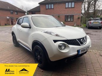 Nissan Juke 1.6 Acenta SUV 5dr Petrol CVT Euro 5 (117 ps)