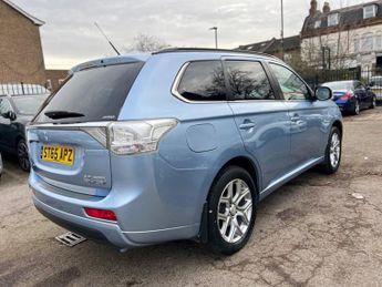 Mitsubishi Outlander PHEV GX 4H