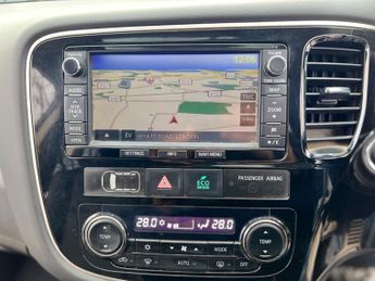 Mitsubishi Outlander PHEV GX 4H