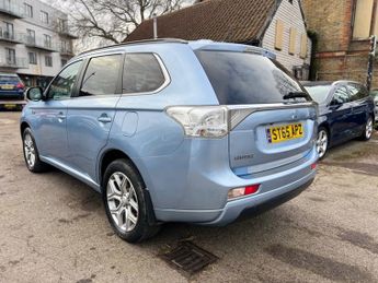 Mitsubishi Outlander PHEV GX 4H