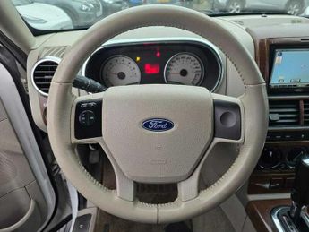 Ford Explorer 4.0 Petrol Automatic 5dr 7 Seats 4WD ULEZ Free