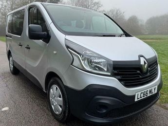 Renault Trafic 1.6 dCi ENERGY 29 Business SWB Euro 6 (s/s) 5dr (9 Seat)