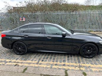 BMW 5 SERIES 530E M SPORT