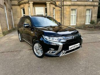 Mitsubishi Outlander 2.4h TwinMotor 13.8kWh 4h CVT 4WD Euro 6 (s/s) 5dr